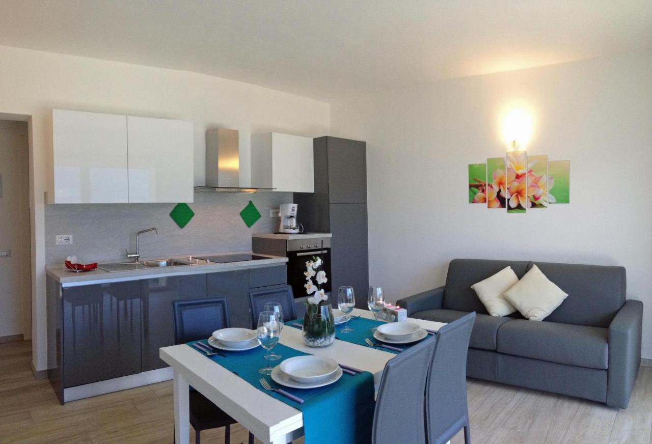 La Collinetta Apartments Vercana Eksteriør bilde